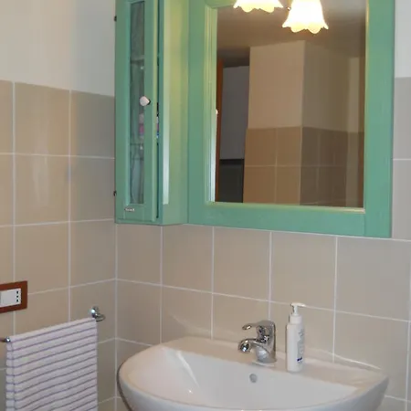 Infiniti Orizzonti Kır Evi San Ginesio